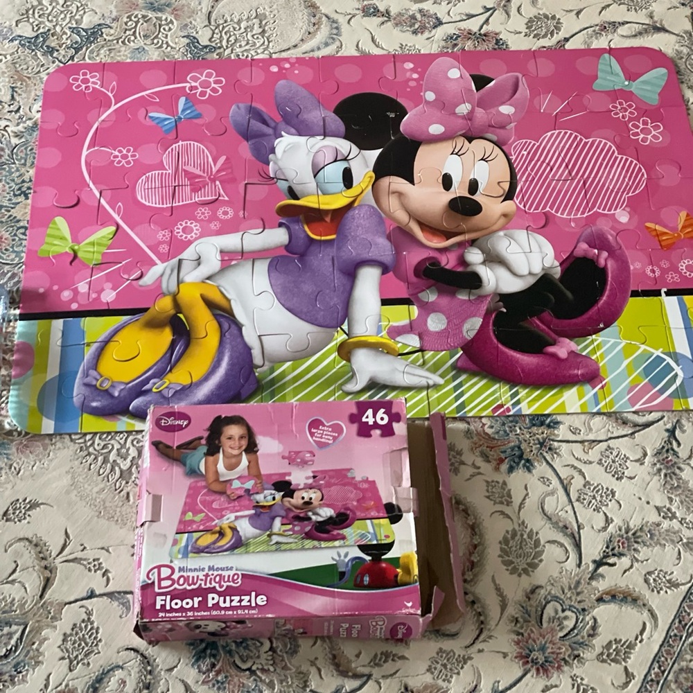 Minnie Mouse Disney Extra Large Floor Puzzle,46 pieces